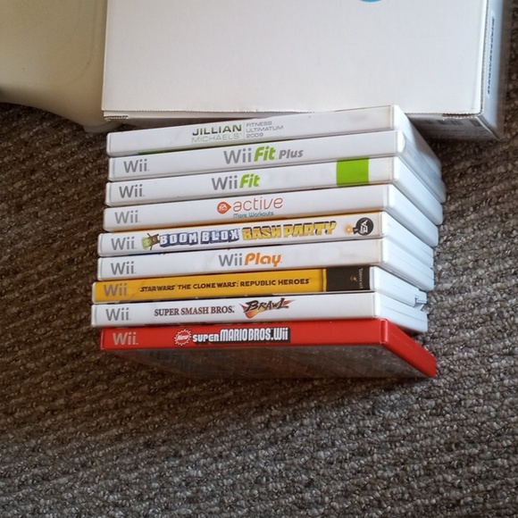 WII WORKOUT SYSTEM - Picture 2 of 9